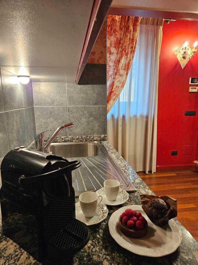 Mansarda Brera Apartment Milan Bagian luar foto